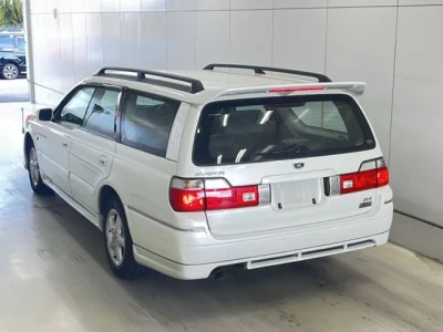 Nissan STAGEA