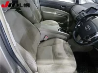 Toyota PRIUS лот № 125 оценка 3.5  с аукциона в Японии 4