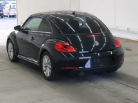Volkswagen THE BEETLE лот № 2127 оценка 4  с аукциона в Японии 1