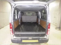 Toyota HIACE VAN лот № 8163 оценка 3  с аукциона в Японии 6