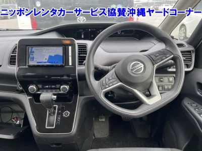 Nissan SERENA  с аукциона в Японии