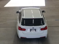 BMW 3-Series лот № 2160 оценка 3.5  с аукциона в Японии 2