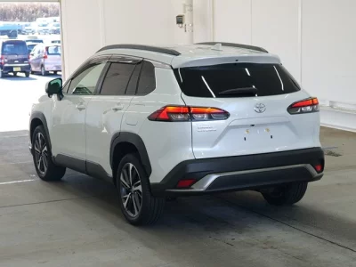 Toyota COROLLA CROSS  с аукциона в Японии