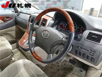 Toyota ALPHARD  с аукциона в Японии