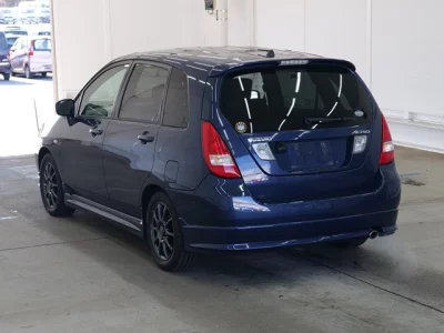 Suzuki AERIO  с аукциона в Японии