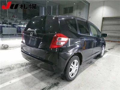 Honda FIT  с аукциона в Японии