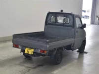Nissan CLIPPER TRUCK лот № 81 оценка 4  с аукциона в Японии 4