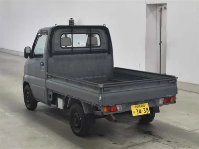 Nissan CLIPPER TRUCK