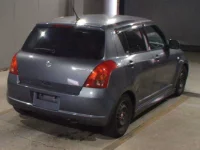 Suzuki SWIFT лот № 8208 оценка R  с аукциона в Японии 4