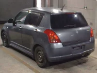 Suzuki SWIFT лот № 8208 оценка R  с аукциона в Японии 1