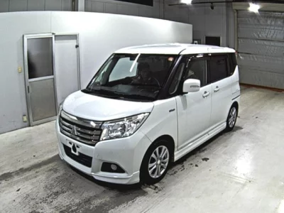 Mitsubishi DELICA D2