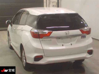 Honda SHUTTLE  с аукциона в Японии