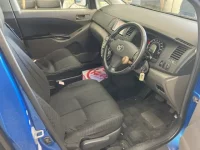 Toyota ISIS лот № 2200 оценка 3.5  с аукциона в Японии 3