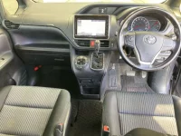 Toyota NOAH лот № 51 оценка 3.5  с аукциона в Японии 3