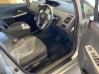 Toyota PRIUS ALPHA лот № 2202 оценка 3.5  с аукциона в Японии 3