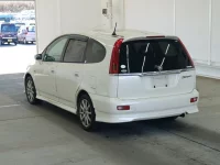 Honda STREAM лот № 2208 оценка 3  с аукциона в Японии 1