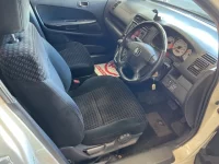 Honda STREAM лот № 2208 оценка 3  с аукциона в Японии 3