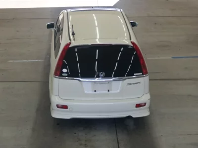 Honda STREAM  с аукциона в Японии