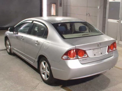 Honda CIVIC  с аукциона в Японии