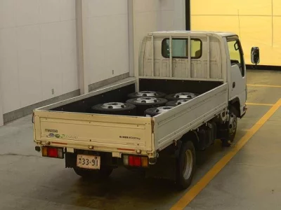 Mazda TITAN  с аукциона в Японии