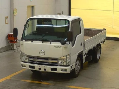 Mazda TITAN  с аукциона в Японии