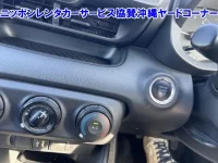 Toyota YARIS лот № 43579 оценка RA  с аукциона в Японии 4