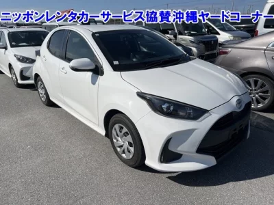 Toyota YARIS  с аукциона в Японии