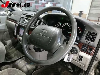 Toyota HIACE REGIUS