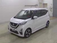 Nissan DAYZ лот № 3010 оценка 3  с аукциона в Японии 2