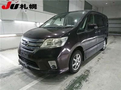 Nissan SERENA  с аукциона в Японии