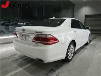Toyota CROWN лот № 218 оценка R  с аукциона в Японии 1