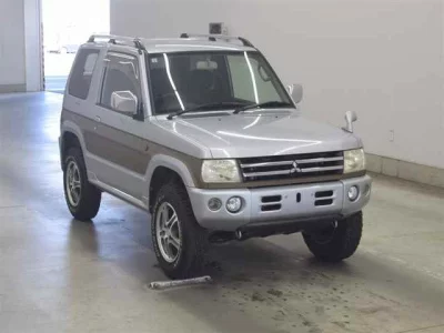 Mitsubishi PAJERO MINI