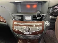 Nissan FUGA лот № 25083 оценка 4  с аукциона в Японии 5