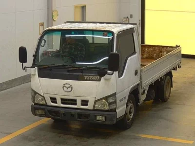 Mazda TITAN  с аукциона в Японии