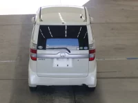 Honda ZEST лот № 2213 оценка RA  с аукциона в Японии 2