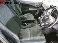 Toyota RACTIS лот № 235 оценка 3.5  с аукциона в Японии 4