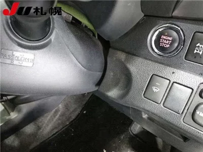 Toyota RACTIS  с аукциона в Японии