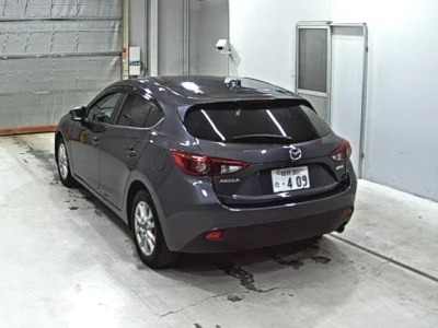 Mazda AXELA  с аукциона в Японии