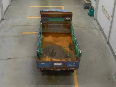 Mazda TITAN  с аукциона в Японии