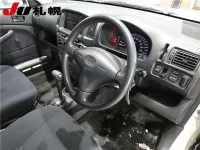 Toyota PROBOX лот № 240 оценка R  с аукциона в Японии 2