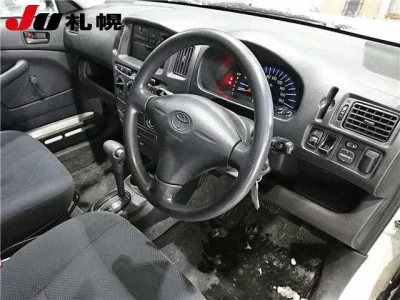 Toyota PROBOX  с аукциона в Японии