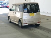 Nissan ROOX лот № 2250 оценка 3.5  с аукциона в Японии 1