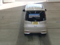 Nissan ROOX лот № 2250 оценка 3.5  с аукциона в Японии 2