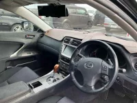 Lexus IS лот № 25092 оценка R  с аукциона в Японии 2