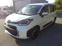 Toyota SIENTA лот № 1809 оценка R  с аукциона в Японии 3