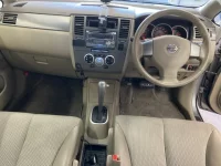 Nissan TIIDA лот № 2254 оценка 3  с аукциона в Японии 4