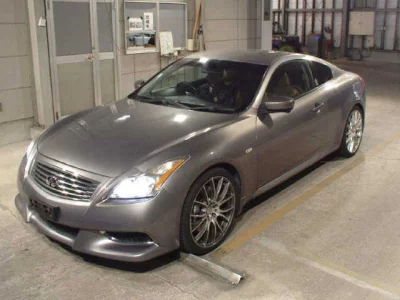 Nissan SKYLINE  с аукциона в Японии