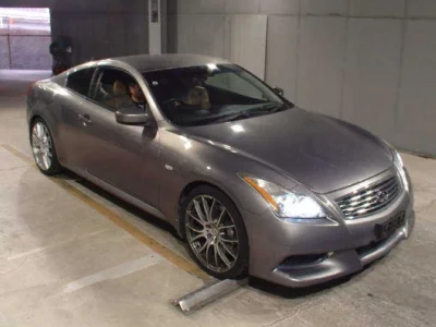 Nissan SKYLINE  с аукциона в Японии