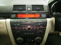 Mazda AXELA лот № 560 оценка 3  с аукциона в Японии 4