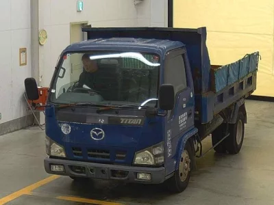 Mazda TITAN  с аукциона в Японии